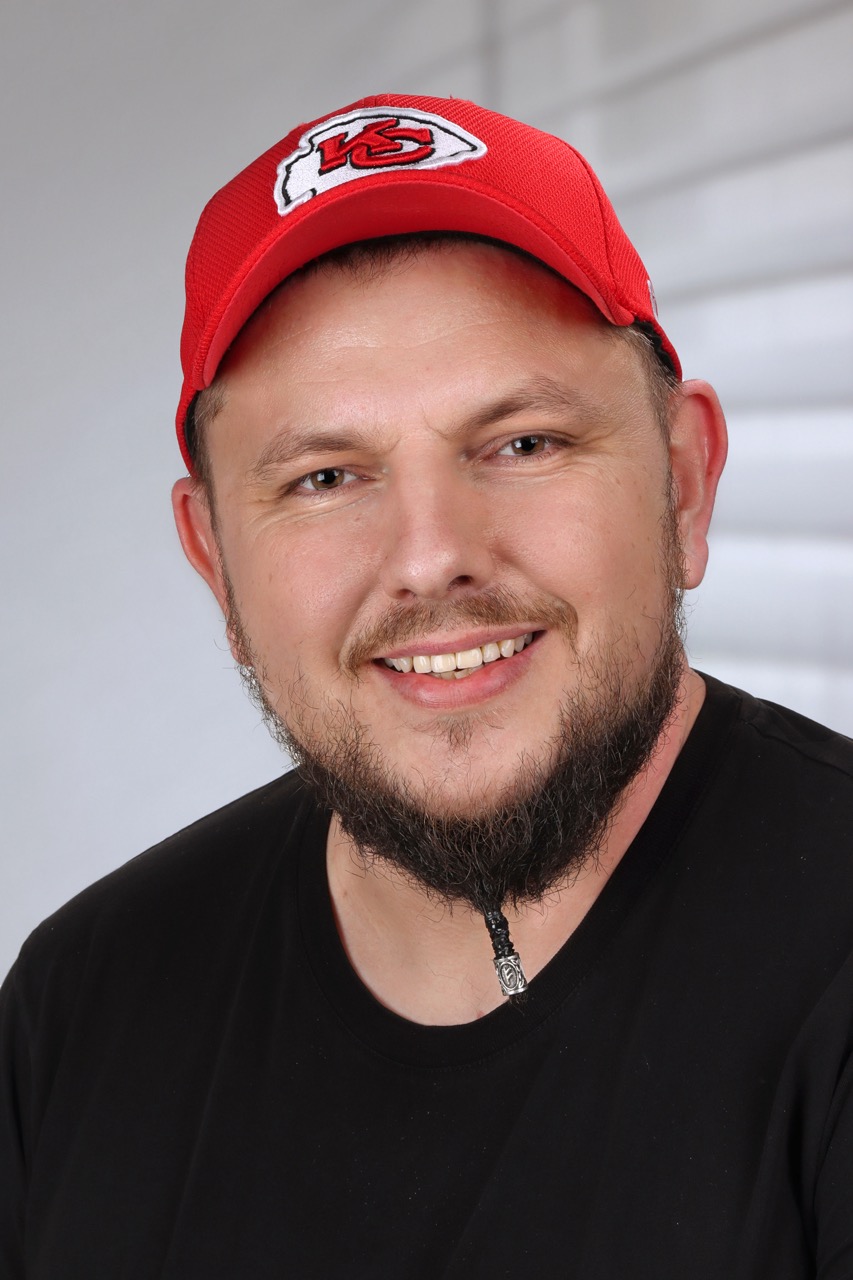 Viktor Lau